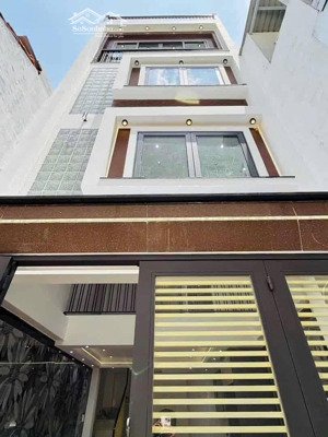 siêu phẩm q1 nhà đẹp giá tốt sở hữu ngay lê thánh tôn, p. bến thành, q1 gần chợ bến thành shr