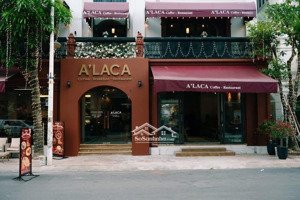 cho thuê nhà mặt phố đinh lễ đi vài bước ra hồ gươm, diện tích 120m2 x 2 tầng, mt 10m