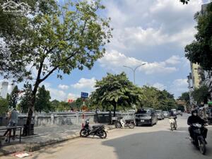 Chỉ 6 tỷ, Đất đẹp hiếm có Phú Diễn, 50m ra oto, 2 mặt ngõ, Mặt tiền rộng, Xây ở hoặc xây CCMN đều đỉnh