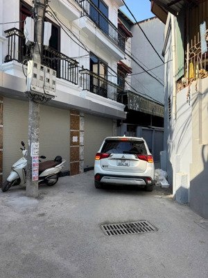 chính chủ bán nhà tây mỗ. 44m2 - 6 tầng, thang máy, gara ô tô, mặt trục kinh doanh. full nội thất