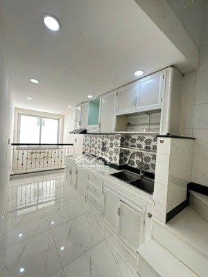 bán gấp trong tháng - bán nhà ngô quyền 15m² 4 tầng - 3.68 tỷ