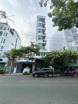 (hiếm) mt tôn thất thuyết, q4. 40 tỷ. dt : 6,1x30 nở hậu 9m công nhận 310m2