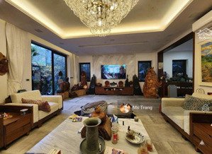 bán nhà an dương vương, tây hồ, 235m2, 3 tầng, mặt tiền 14.5m, ô tô vào nhà, hàng xóm kđt ciputra