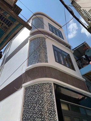 cc bán nhà 4 tấm lý thái tổ - sổ hồng sẵn - nhà mới ở ngay - thiện chí bán