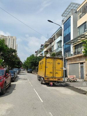 chỉ 14,85 tỷ - lk tân tây đô 98,2m2-5t, v.hè kinh doanh, ô tô tránh.