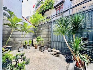 chủ định cư gửi bán nhà villa hoàng văn thụ ngay khách sạn tân sơn nhất