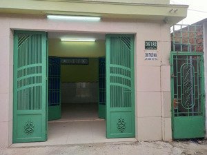 bán nhà riêng chính chủ, 3 tỷ, hẻm xe hơi, đất thổ cư 135.4m2 có sổ hồng riêng