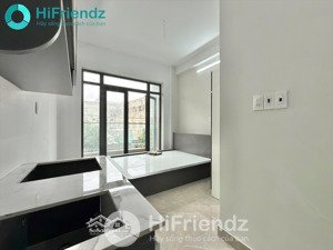 cho thuê phòng ban công full nội thất mới 100% ngay đại học văn hiến