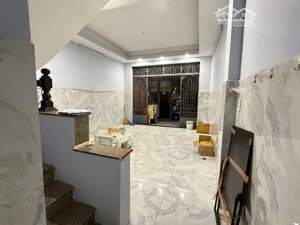 nhà 2 tầng đẹp (4.3x17) - hẻm xe hơi ngủ trong nhà - quận 12 - giáp tân bình - chỉ nhỉnh 4 tỷ