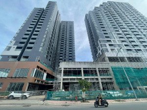 bán shophouse d - aqua, q8, 66m2 - giá 4 tỷ, mặt tiền bến bình đông, lh: oanh