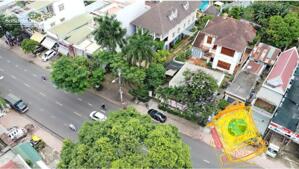 Biệt Thự Mặt Tiền Lê Duẩn trung tâm BMT đường kinh doanh tấp nập