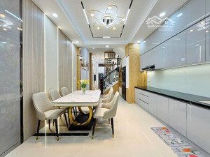 ngay công viên làng hoa - 4 tầng, 63.4m2 nở hậu - xe hơi đỗ cửa - nhà mới full nội thất