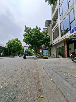 bán nhà mặt phố thượng thanh - thanh am long biên thang máy - vỉa hè - kinh doanh chỉ 13.8tỷ