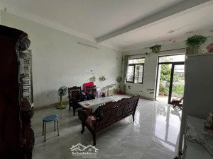 nhà 3 tầng 100m² đường 7m5 lý đạo thành view đối diện công viên trung tâm sơn trà