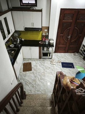 nhà đẹp cách 1 dãy nhà là ra mặt phố ngô gia tự, diện tích 30m2 đủ công năng. vị trí siêu đẹp