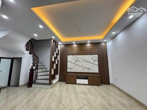 [giá mềm] lạc long quân 30m² 9.7 tỷ 15m ra phố nhỉnh tầm tiền có nhà đẹp ngay