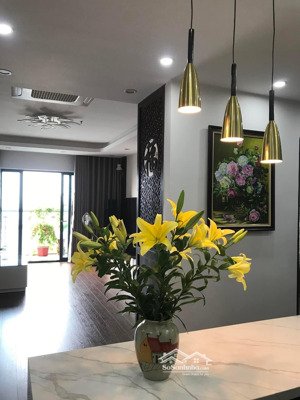 cần bán căn hộ 3pn giá 14 tỷ vị trí đẹp nhất dự án hei tower. lh: duy 