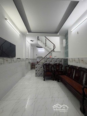 nhà ở ngay văn thân, p. bình tiên, q.6 - nhỉnh 4 tỷ nở hậu