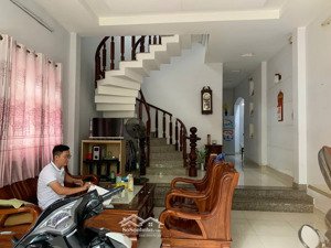 bán gấp trong tháng - bán nhà nguyễn đình chính 154m² - 3 tầng - 28 tỷ