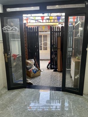 nhà 2 tầng hẻm 3g .tt thủ đức.hơn 2 tỷ xxx