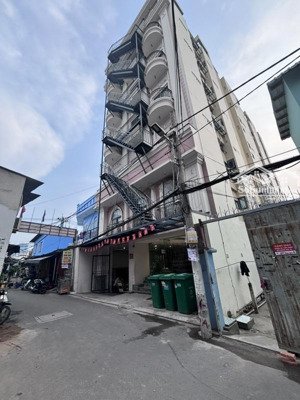 đường số lý phục man, ngang 8m5, ngay metro cần giờ, gần chợ, xây 8 tầng