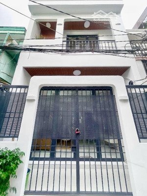 trung tâm quận 10 - nhà hxh thông khắp nẻo, giá tốt phường 15 cách mạng tháng tám chỉ 5.7 tỷ