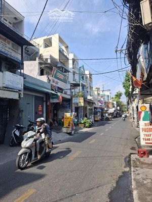 mặt tiền 4 tầng kế parc mall giá rẻ đường kinh doanh sâm uất tạ quang bửu p. chánh hưng