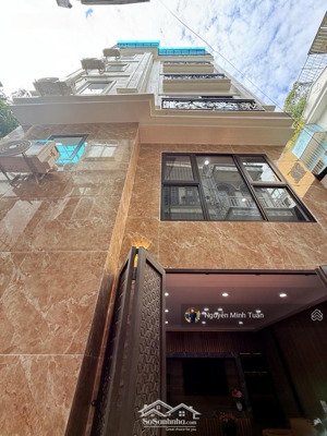 nhỉnh 10 tỷ sở hữu nhà mới thang máy ô tô gần phường định công, 34m2 x 6 tầng