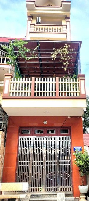 chính chủ bán gấp nhà tại vạn phúc-hà đông, nở hậu, dt 60m-4 tầng- mt 5m -8.5tỷ ( tl) lh0962797596