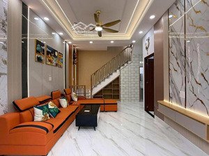 siếu hiếm ! nhà lô góc phố minh khai, 2 thoáng, vài bước ra phố, full nội thất, sđcc, 30m2 * 5t 3pn