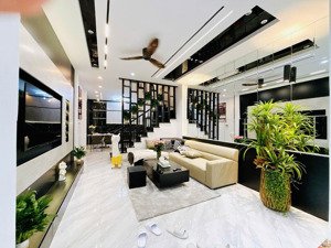 phân lô-hoàng văn thái, 55m*5t, gara oto, văn phòng, oto tránh, kinh doanh, vị trí lô góc đắc địa.