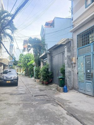 hẻm 6m xe hơi ngủ nhà - hẻm thông tân quý - 2 phút tới aeon - 74m2 ngang 6m - 6 tầng. giá 12.8 tỷ