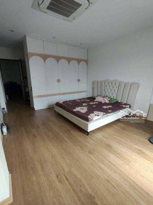 tôi cho gia đình thuê nhà lê trọng tấn - ngã tư sở 50m2, 5 tầng, nhà mới thoáng, 10tr/th