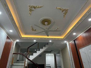 bán nhà 3 tầng đẹp p.long bình tân,shr hoàn công, đường xe hơi,gần chợ,giá rẻ