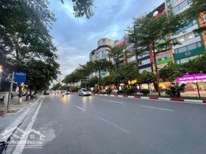 toà nhà văn phòng phố trần thái tông, 130m2 x 8 tầng, lô góc, ô tô tránh vỉa hè, sổ đẹp nở hậu