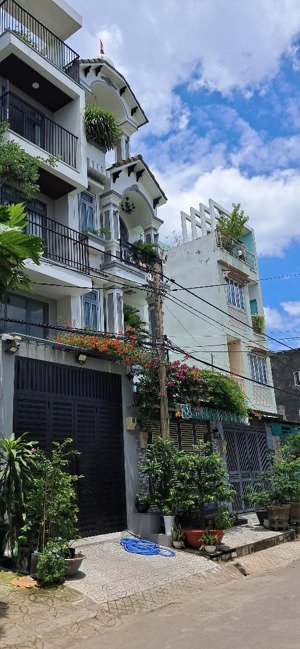 bán nhà mặt tiền 4 tầng đường phạm thế hiển quận 8, nhỉnh 6 tỷ shr hoàn công đủ