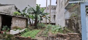 siêu hiếm! đất liên mạc, 57m2, mặt tiền rộng, ô tô vào đất, ngõ thông, dân cư đông đúc.