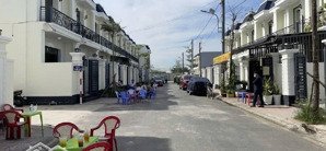 nhà khu phân lô đường 12m có vỉa hè_ sổ vuông full thổ cư giá 1.69 tỷ