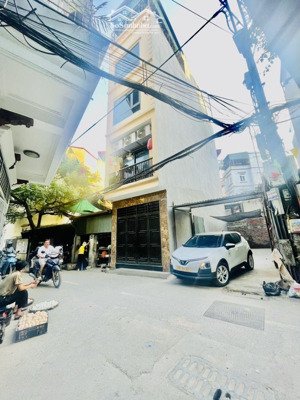 hàng hiếm chỉ 10 tỷ có ngay 60m2 đất phân lô, 3 mặt tiền ôtô chạy vòng quanh, lô góc 3 mặt t