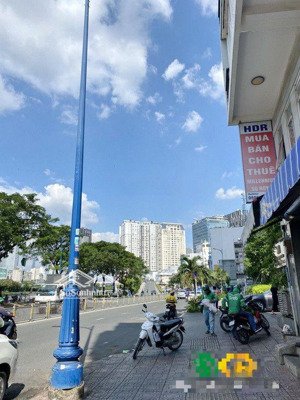 cần tiền bán nhanh nhà 5 tầng bến vân đồn q.4 - hẻm 4m thẳng 1 trục giá 3ty8 tl