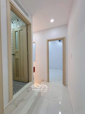 chính chủ cần bán căn nhà 3 m 10 m một lầu