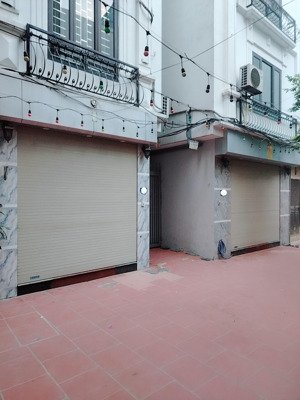 chủ cần bán gấp nhà ngõ 17 phố nam dư : 5 tầng - mt rộng - khu an ninh tốt - giá 6.5 tỷ !