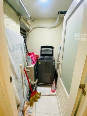 cho thuê căn hộ oriental plaza, 77m2 nội thất gần đủ. giá thuê: 12.5tr/tháng