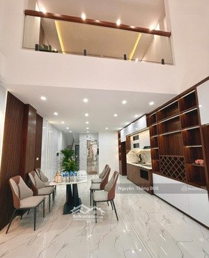 cực hiếm! bán nhà trường chinh, thanh xuân, 50m ra phố, 43m2, 7 tầng, thang máy, full nội thất.
