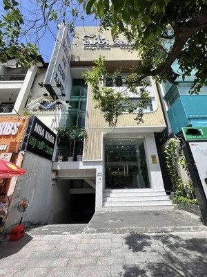 mặt bằng kinh doanh phan xích long, phú nhuận.
giá 9,32 tỷ. hđ thuê 50 triệu/tháng, thu nhập sẵn!