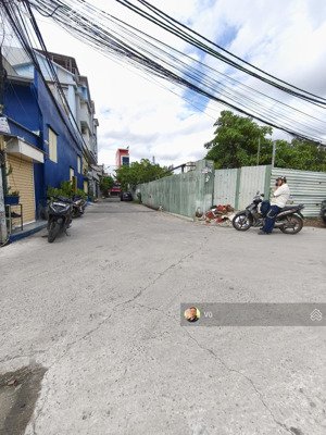 bán đất lô góc 2 mặt tiền hiệp bình đối diện kdc hồng long, thủ đức, cơ hội đầu tư