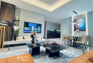 bán gấp căn 2 ngủ có ban công duy nhất tại golden palace. giá 7,x tỷ thương lượng