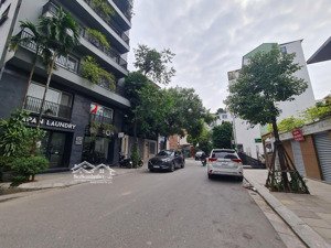 bán gấp tòa nhà căn hộ dịch vụ cao cấp mặt phố tô ngọc vân 148m2 9 tầng, mt 12m, dòng tiền 220tr