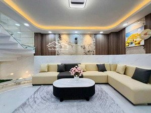 lô góc phố trần khát chân nhà đưpj 2 thoáng ngõ nông thông tứ tung 42m x5t giá 8.5 tỷ sổ cc có tl
