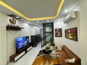 nhà đẹp dân xây, ngõ thông, ô tô tránh, ô tô vào nhà, thang máy sau nhà qh bãi xe thoáng vĩnh viễn